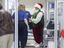 Santa Claus am Flughafen Santa Claus am Flughafen