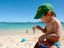 Kleiner Mann am Strand